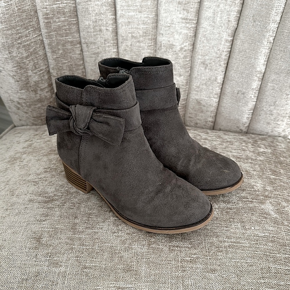 Girls Ankle Boots - Size 2